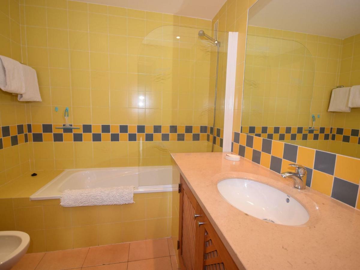 Elegant In 400 M From The Appartement *